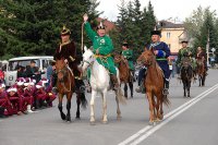 Грудные младенцы на Параде хоомейжи в Туве как знак преемственности горлового пения