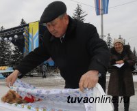 Бензопилу, дрель и топор от «Хозяина» получили лучшие дровосеки-любители Тувы в День отцов