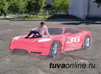 3D-автомобиль на кызылском асфальте