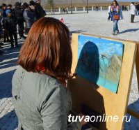 Творчество юных художников Кызыла в День Енисея отметили ценными призами