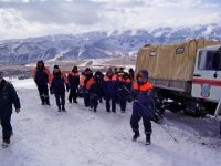 Поиски пропавшего вертолета в Туве из-за непогоды ведут наземные группы