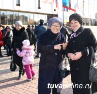 В Туве в День народного единства проведены состязания в национальных играх и забавах