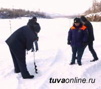 В Туве открылась еще одна ледовая переправа через реку Малый Енисей в Каа-Хемском районе