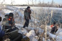 Тува: продолжают поиски утонувшего рыбака