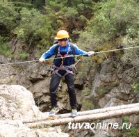 Школьники Тувы проходят "Школу безопасности"