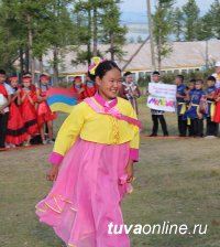 Тува: Большой детский фестиваль прошёл на берегах Чагытая