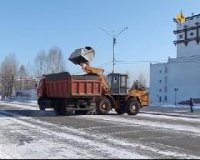 В Кызыле снегопад. Снегоуборочная техника работает с 4 часов утра