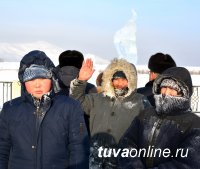 Первое  место в Первом в истории Тувы конкурсе ледовых скульптур завоевала работа «Сибирский ветер»