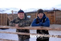 На чабанской стоянке участников проекта «Кыштаг» в Улуг-Хемском районе к приезду Главы Тувы появился первый ягненок