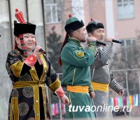 Блинное изобилие – на площади Арата. В Кызыле проводили зиму