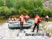 В Туве спасатели обеспечили безопасность на соревнованиях по скоростному сплаву по реке Элегест