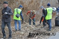 Все на субботник! Тысячи кызылчан приняли участие в первых акциях по уборке столицы Тувы от накопившегося мусора