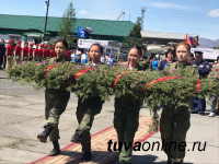 В Туве проходят торжества, посвященные 100-летию со дня рождения Героя Советского Союза танкиста Хомушку Чургуй-оола (1918-1978)