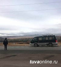 В Туве сотрудники ГИБДД проводят рейды по выявлению нелегальных междугородних пассажироперевозчиков