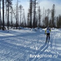 Тува: В первых лыжных гонках нового зимнего сезона на станции «Тайга» участвовало 100 лыжников от 7 до 79 лет