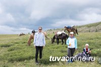 Евгений и Анай-Хаак Сарыглар. Особенности тувинского турбизнеса