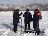 На ледовых переправах Тувы тоньчает лед – это опасно