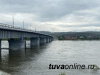 17 июня в Туве отмечается незначительный спад уровня воды в реках