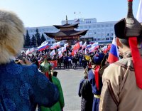 Сенатор Дина Оюн выступила в Кызыле на митинге-концерте, посвященном 8-й годовщине воссоединения Крыма с Россией