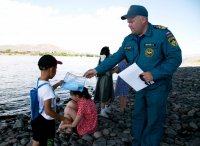  В Туве в популярных местах купания находится много детей без присмотра взрослых