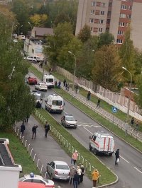 Владислав Ховалыг выразил соболезнования семьям погибших в Ижевске. В Удмуртии объявлен трехдневный траур