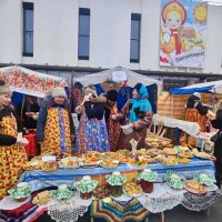 Детские сады Кызыла помогли горожанам красочно проводить Зиму и отпраздновать Масленицу