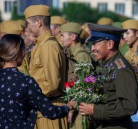 В столице Тувы прошла историческая реконструкция проводов тувинских добровольцев