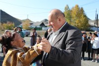 В селе Кызыл-Мажалык и городе Ак-Довурак Республики Тыва открыли Центры общения старшего поколения