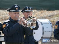 В Туве торжественно проводили первых призывников для прохождения срочной военной службы