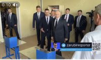 Владимир Путин приехал в новую школу Кызыла