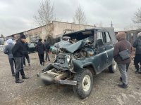 В Туве студентам провели экскурсию по спецстоянке с искореженными в авариях машинами